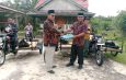 Ketua DPRK Aceh Singkil Serahkan Bantuan Becak Motor Kepada Warga