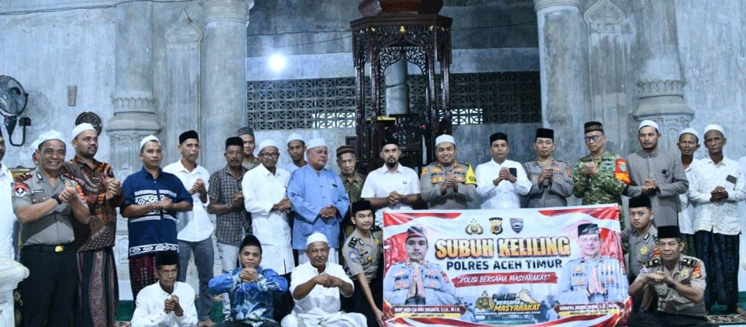 Subuh Keliling di Idi Tunong, Kapolres Aceh Timur Ajak Warga Bersama Jaga Kamtibma